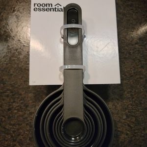 Measuring cup and spoon set